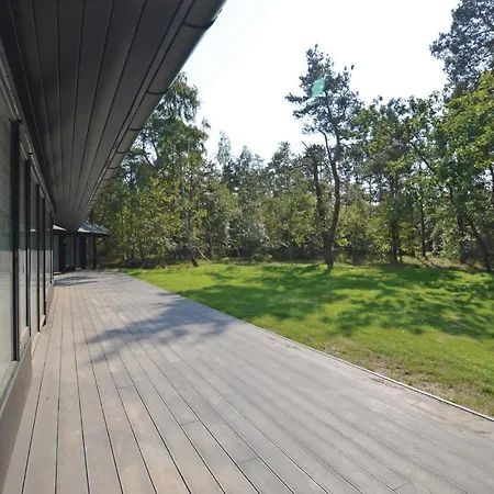 Four-bedroom Holiday In Hébergement de vacances
