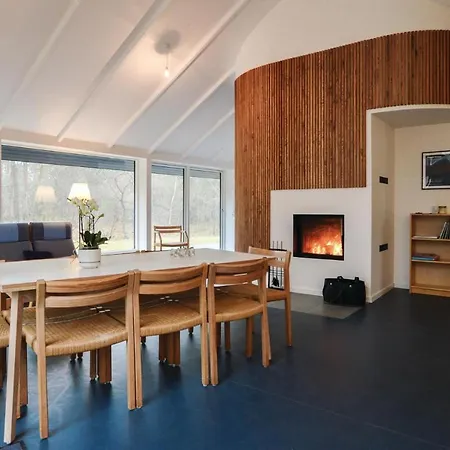 Four-bedroom Holiday In