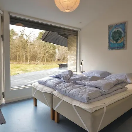 Four-bedroom Holiday In Hébergement de vacances *