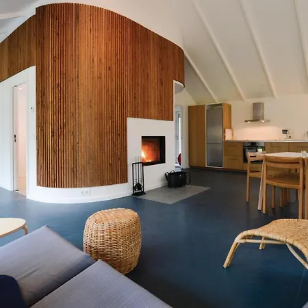 Four-bedroom Holiday In Hébergement de vacances Vig