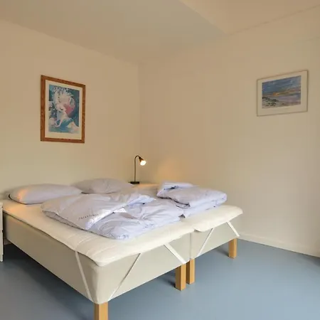 Four-bedroom Holiday In Hébergement de vacances